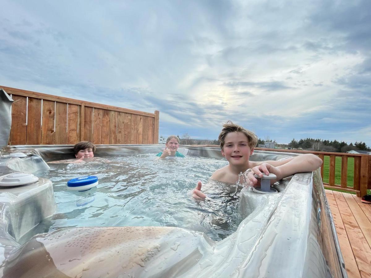 Cavendish Bosom Buddies Cottage Resort Εξωτερικό φωτογραφία