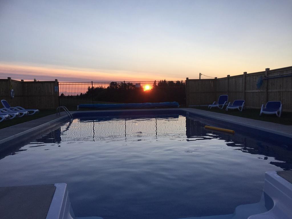 Cavendish Bosom Buddies Cottage Resort Εξωτερικό φωτογραφία